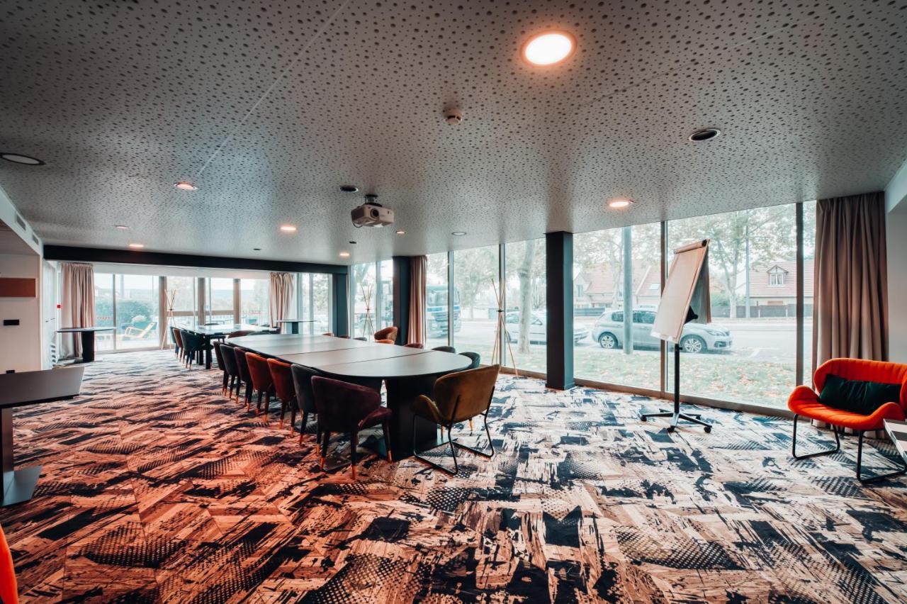Aparthotel Cowool Cergy Zewnętrze zdjęcie